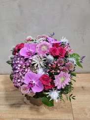 Kulatá velká kytice, fialovo-růžová