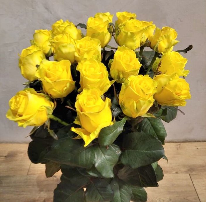 Kytice z velkokvětých 20 žlutých  růží